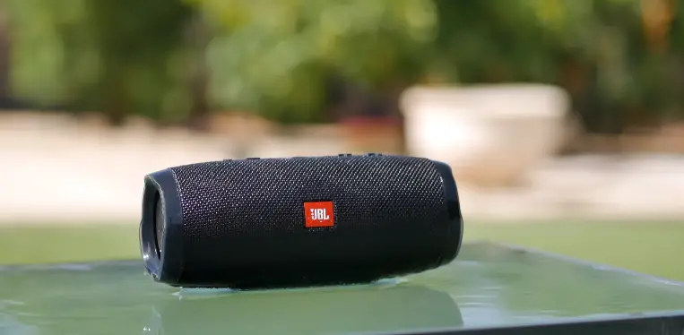 JBL Charge 3 features